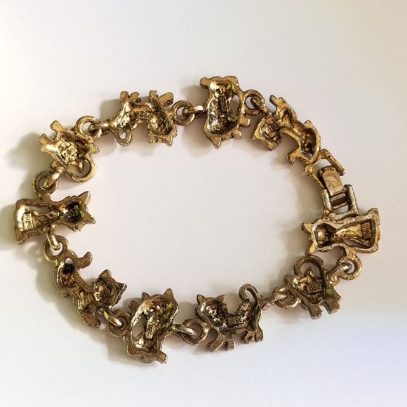 Relisted -Vintage cat bracelet Gold Tone playful kitty BG - Picture 12 of 15